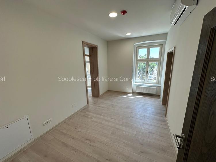 Spatii de birouri Ultracentral suprafață  de 34 mp - 3