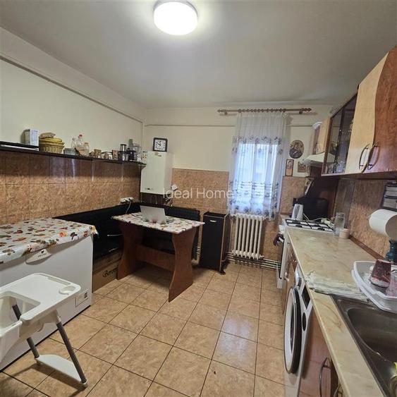 Apartament 2 camere. Etaj 1. bloc din 80 - 8
