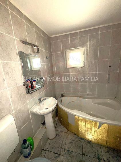 68.ooo euro, apartament 3 camere, decomandat, Micro 16 - 11