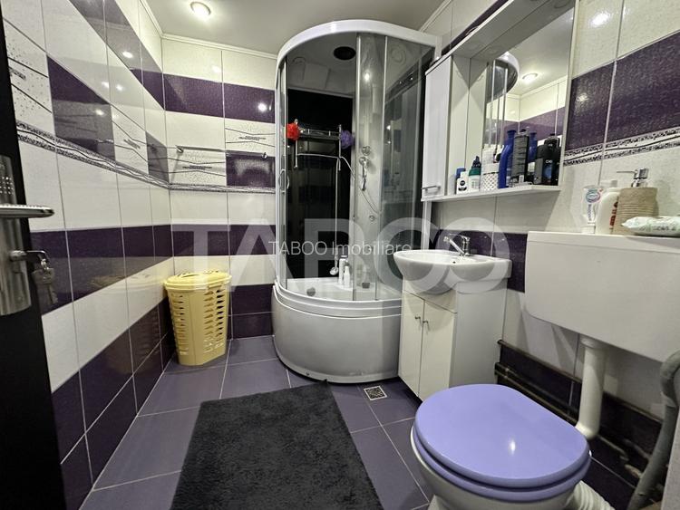 Apartament decomandat 3 camere 2 bai 68 mpu etaj 3 Calimanesti Valcea - 6