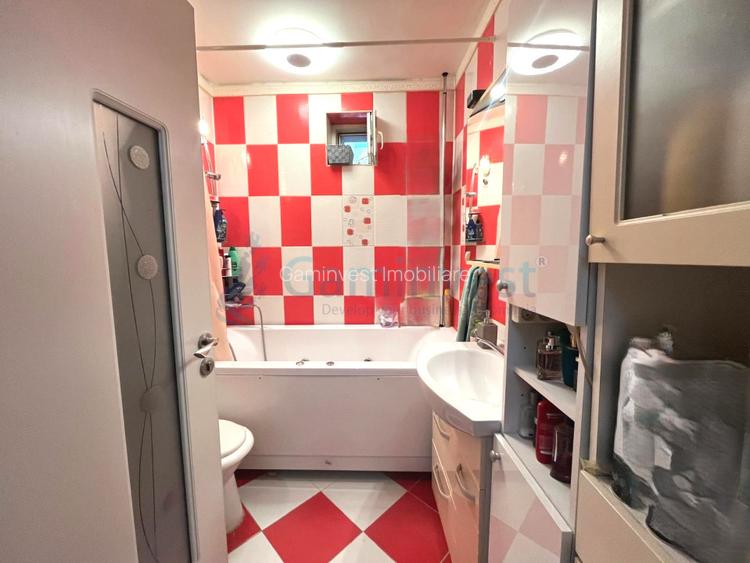 Casa de vanzare cu 3 camere in Cantemir, Oradea - 10