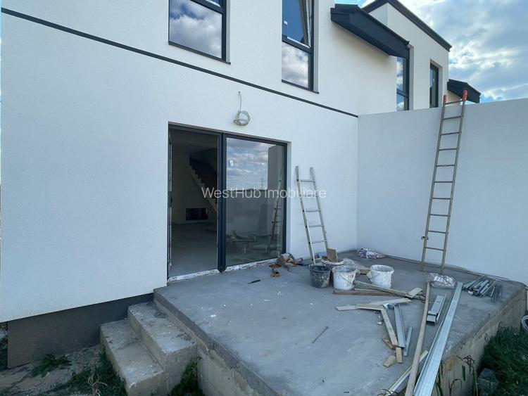 Duplex modern 4 camere la asfalt Mosnita Calea Medves - 11