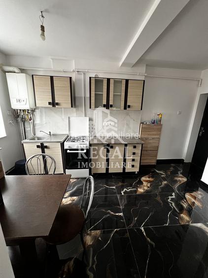 Apartament de inchiriat - zona Teatru - etaj 2/2 - 9