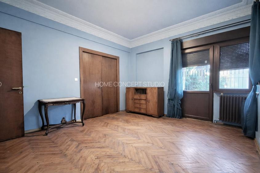 Apartament Romana, Caderea Bastiliei - 9