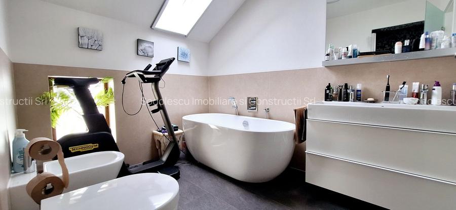 Casa eficienta energetic cu piscina in Giroc - 32