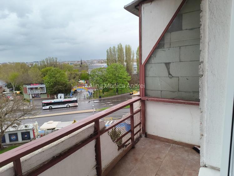 Inchiriez apartament zona Delfinariu Constanta - 4