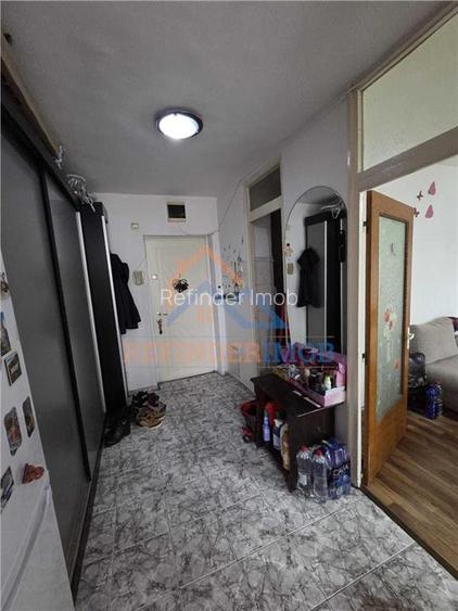 Garsoniera de vanzare, zona Mall Vitan - 2