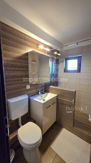 Apartament 3 camere decomandat - - 3