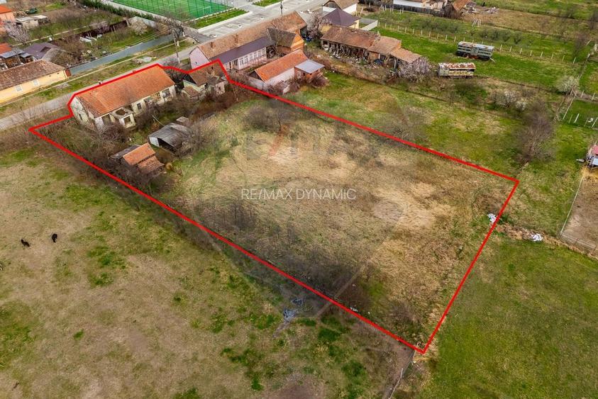 Teren generos de 3.105 mp cu construcție, poziție centrală – Galsa - 4