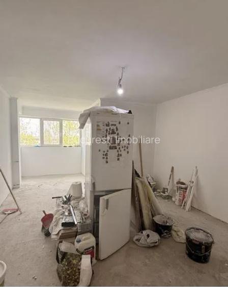 Garsoniera  Titan,Minis,bl.1978,reabilitat,Libera - 2