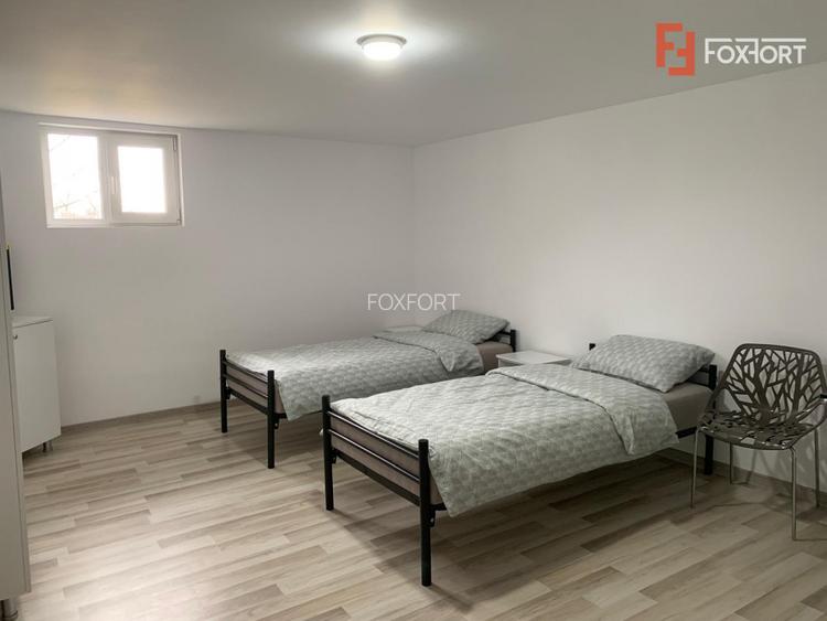 Casa individuala cu 16 camere de inchiriat, zona Sag - 19