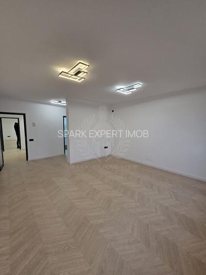 Inchiriere cladire de birouri premium, ultracentral - 2