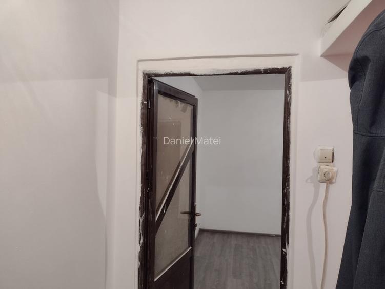 Vând apartament 2 camere - 4