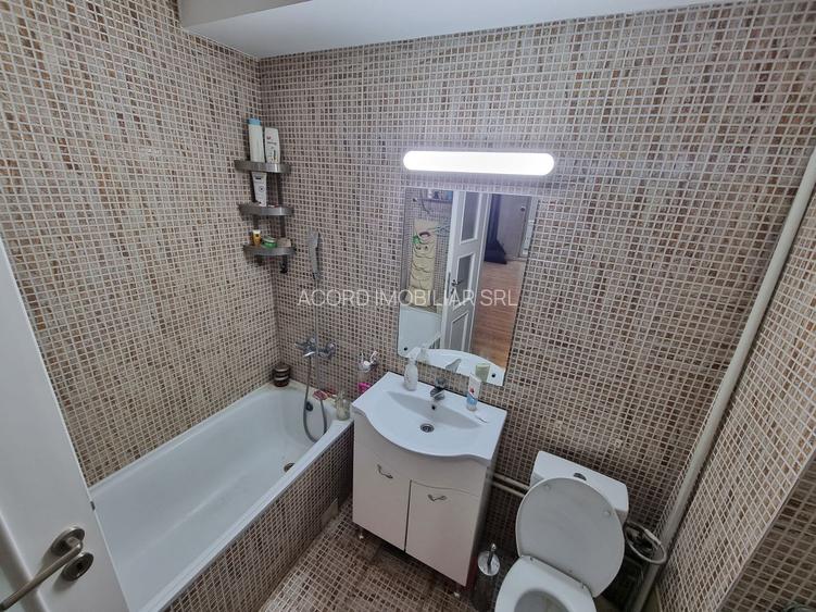 Gara bcr-apartament 2 camere decomandat 70 mp - 20