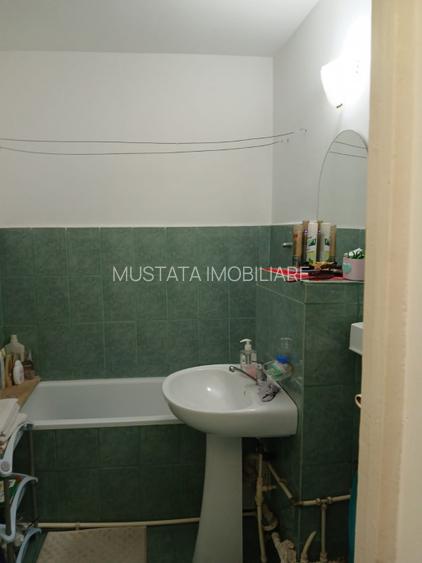 - Apartament 2 camere confort 1 decomandat, zona Obor. - 7
