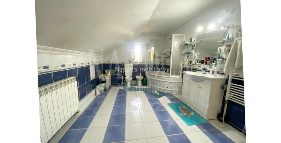 Casa 5 camere de vanzare in Sanmartin - 12