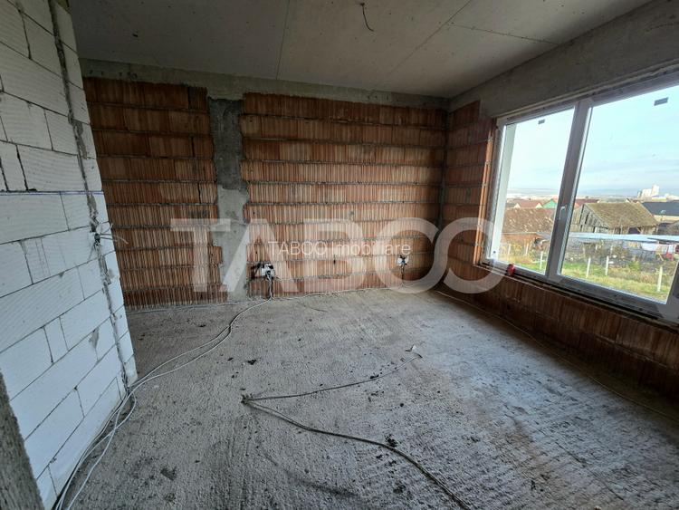 Casa tip duplex de vanzare 120 utili teren 300 mp Sura Mica Sibiu - 9