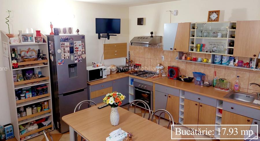 Lumina- Casa P+M, 5 Camere+ 1 Spatiu Comercial, teren 425mp - 120.000euro - 23