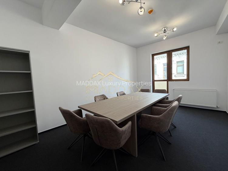 Spatiu Birouri //​ ​1027.80 mp // Zona Obor - 9