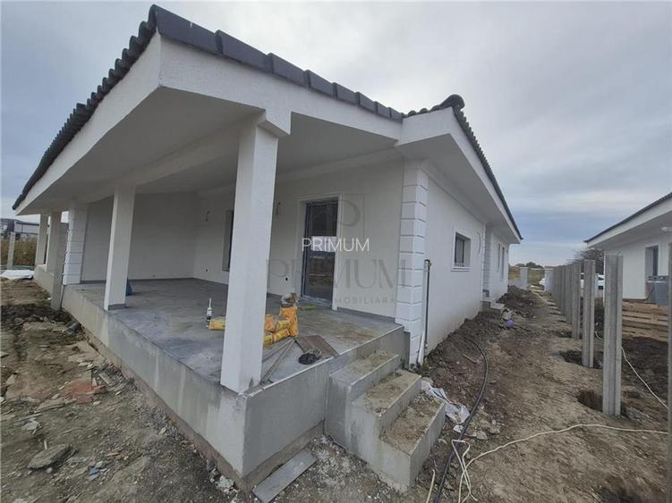 Duplex personalizare interioara - 388 mp teren - zona excelenta langa 4 benzi - - 4