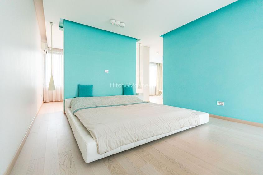 Vila, design ambitios, spatii luminoase in conexiune cu natura - 30