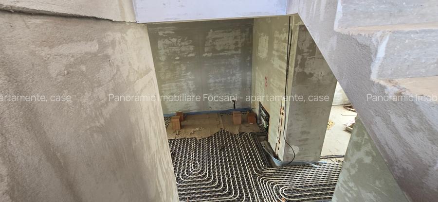 Vila de vanzare Focsani la gri, tip brancovenesc . - 32