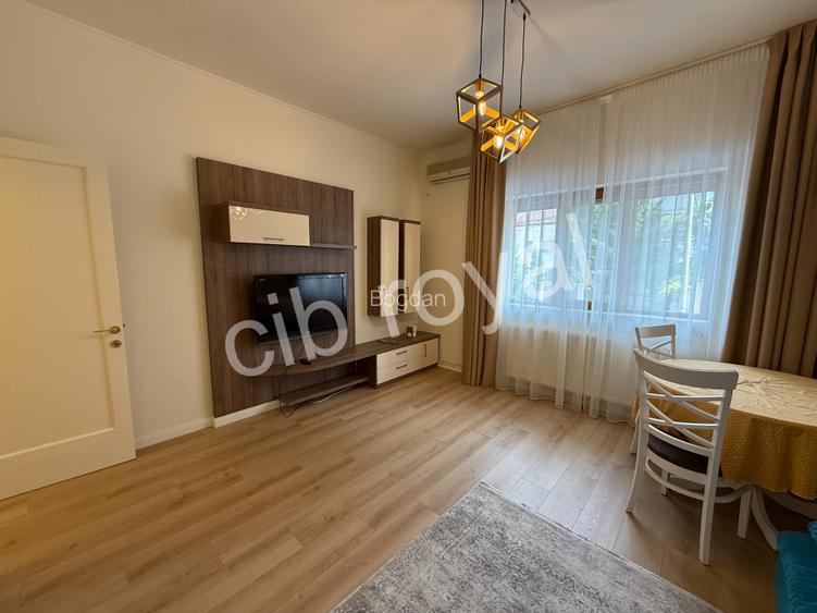 Apt. 2 cam Bd. Ion Mihalache-Domenii,Str. Constantin Stere,la 6 min metrou 1 Mai - 9