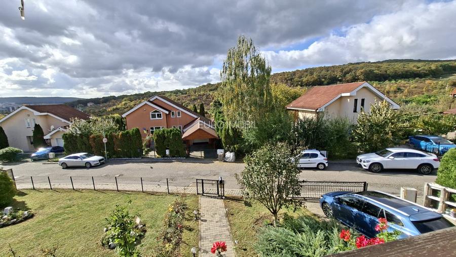 De vanzare casa singur in curte, 4 camere, Cart. Orizontului - 2