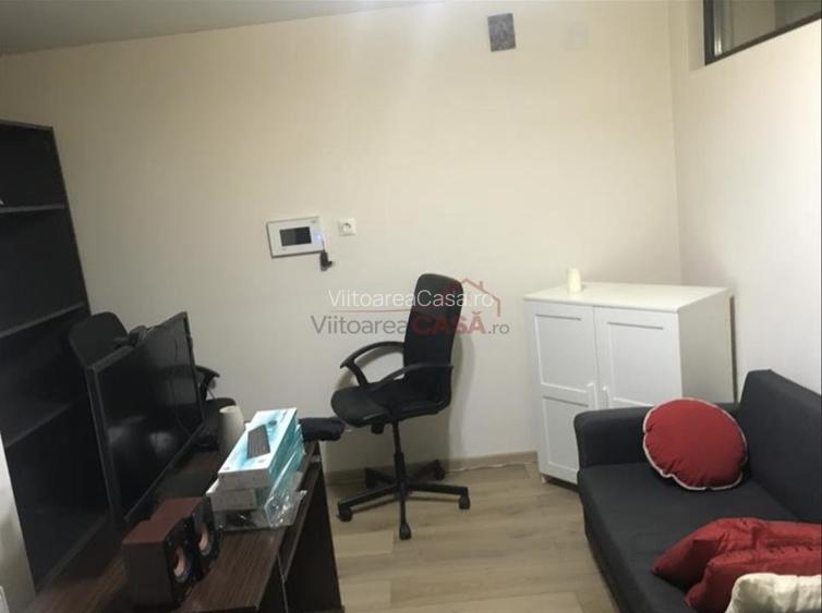 Agricultori - metrou Iancului -apartament 4 camere - intrare stradala  - 2