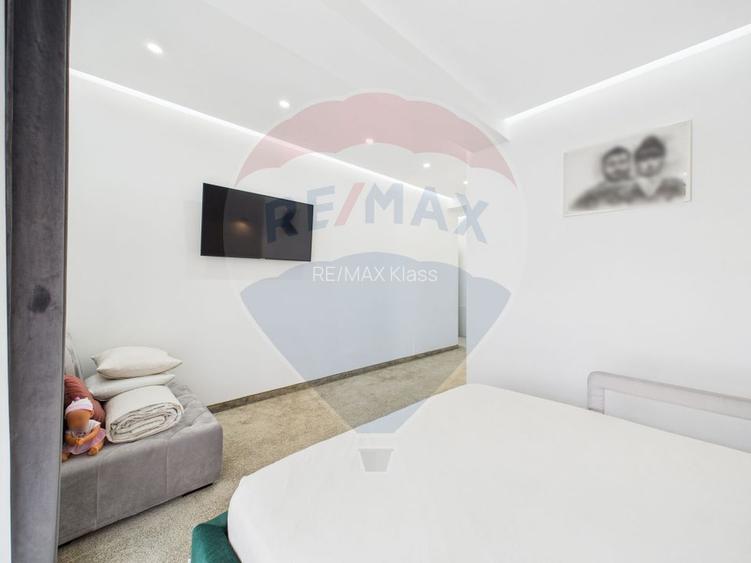 Apartament de vanzare - 3 camere 102mp + Terasa cu foisor 45mp - 19