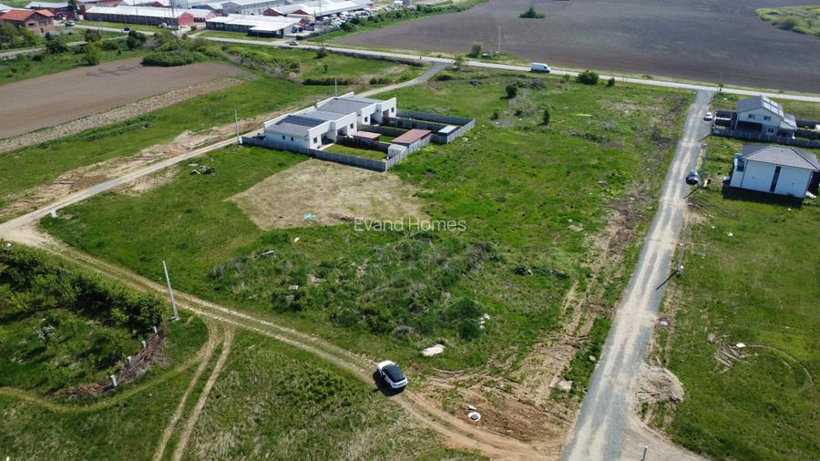 Oportunitate - Teren 1388 mp cu autorizatie pentru gradinita - Mosnita - 4