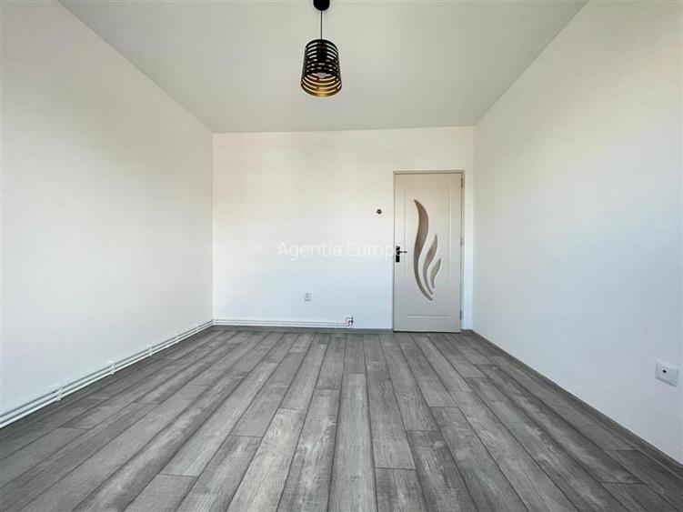 Apartament 3 camere de vanzare  zona ultracentrala - 4