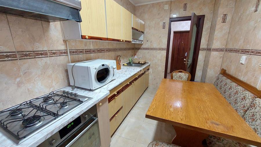 13 Seprembrie,Panduri, metrou Academia Militara la 800m - 5