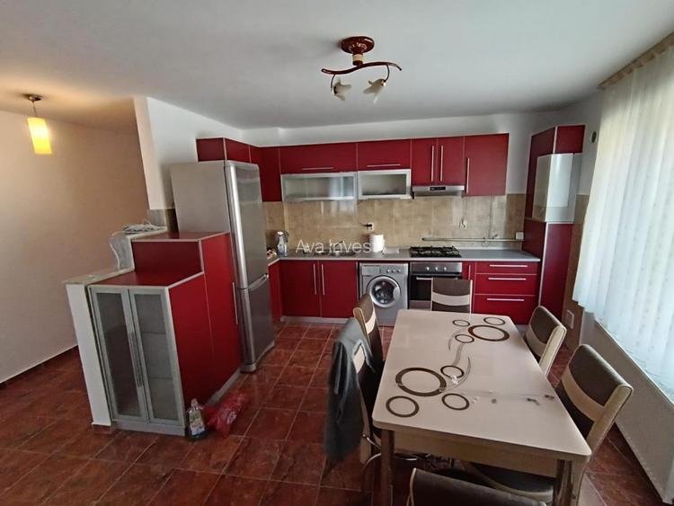 Apartament spatios de 3 camere, str. Bistritei - 2