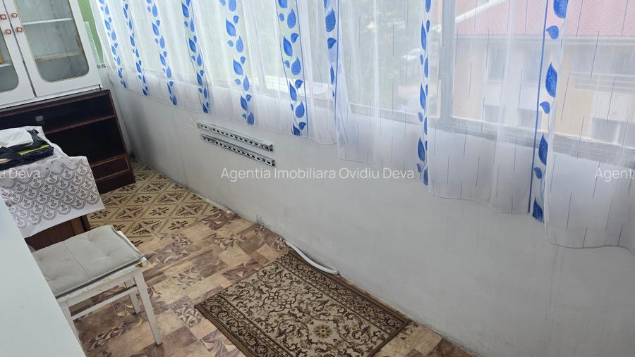 Vand apartament 3 camere in Deva, zona Viitorului (Gojdu), et. 3,mobilat, utilat - 3