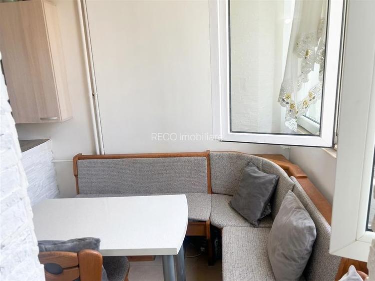 RECO Apartament 1 camera, bloc cu lift, Rogerius - 3