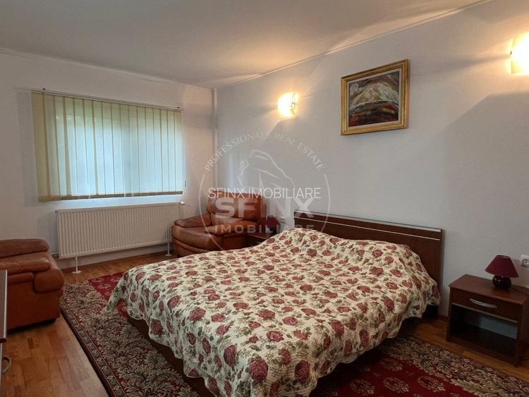 De vanzare vila 8 camere Sinaia  - 9