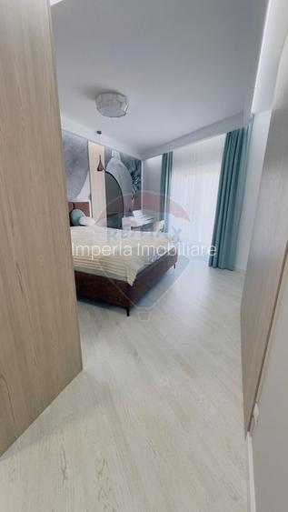 Proprietate premium în Filiași, locuință de lux cu spații comerciale - 30