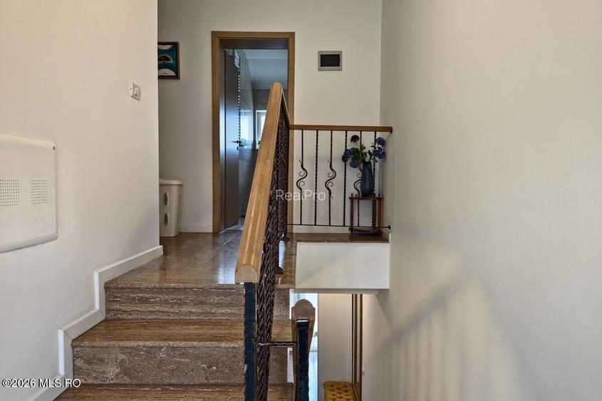 Dumbravita - Str Soarelui - Casa P+1, 3 Camere, Parcare Acoperita - 10