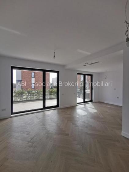 Proprietate exclusivista amplasata pe malul lacului Snagov - 22