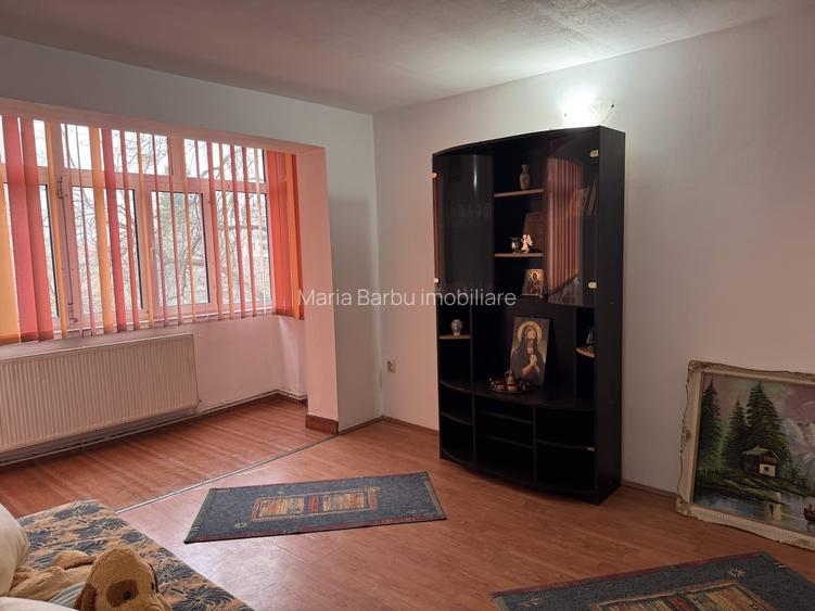 4 cam, etaj 2, 60 mp, bloc caramida, zona centrala Caracal - 5