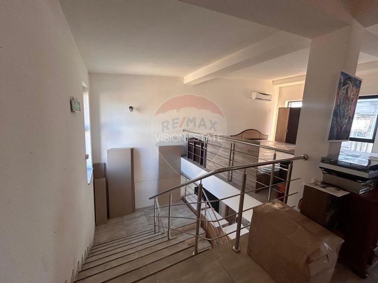 Spatiu comercial de 222 mp de inchiriat in Bals - 3