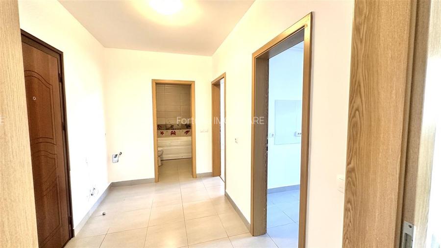 Apartament 2camere decomandat + parcare zona Mall Coresi - 9