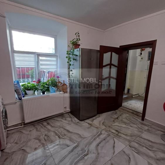 APARTAMENT ULTRACENTRAL , PIATA UNIRII, CUZA VODA 70 MP PLUS CURTE - 48