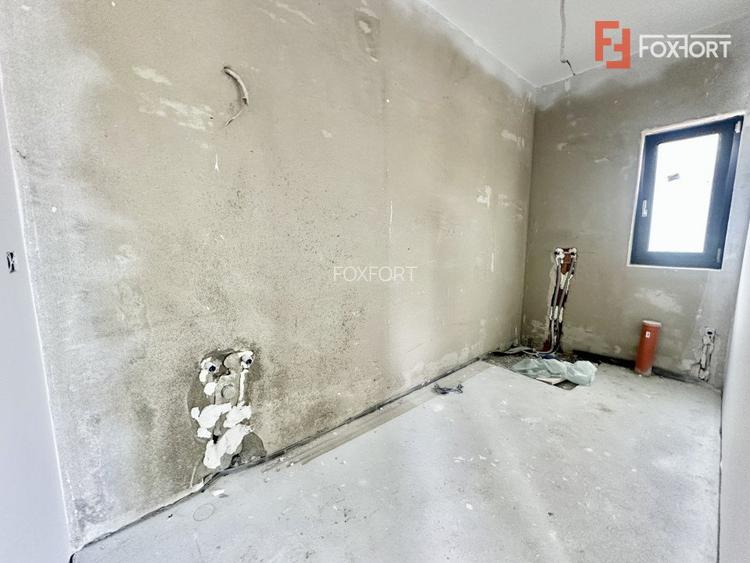 Casa individuala cu 4 camere - Toate utilitatile + Asfalt - Mosnita Noua - 17