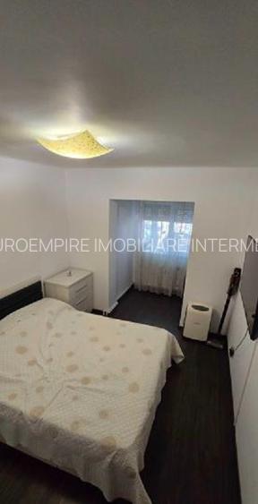Apartament 3 camere decomandate zona Far - 5