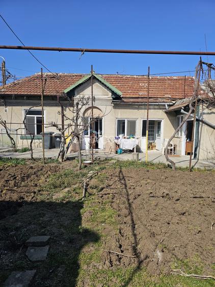 CASA 4 CAMERE - BRATIANU - 11