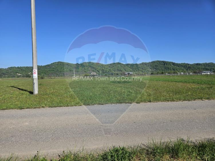 Teren intravilan de vânzare în Crăciunești – 1.780 mp - 5