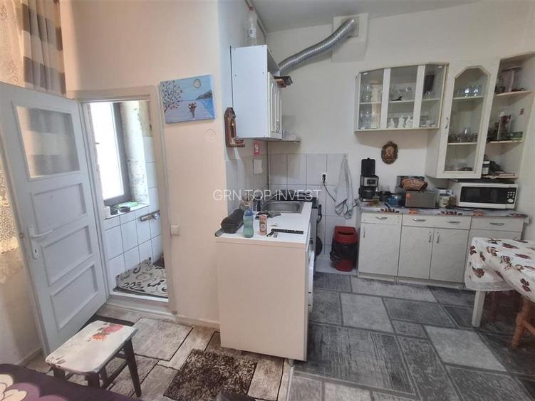 Garsoniera zona Ultracentrala - 8