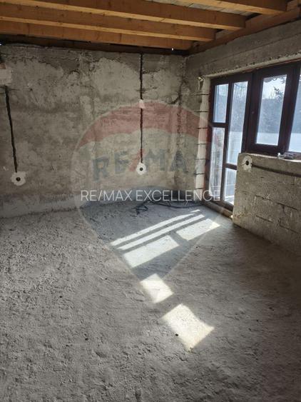 Casă / Vilă cu 5 camere de vânzare în zona Poiana Tapului - 8